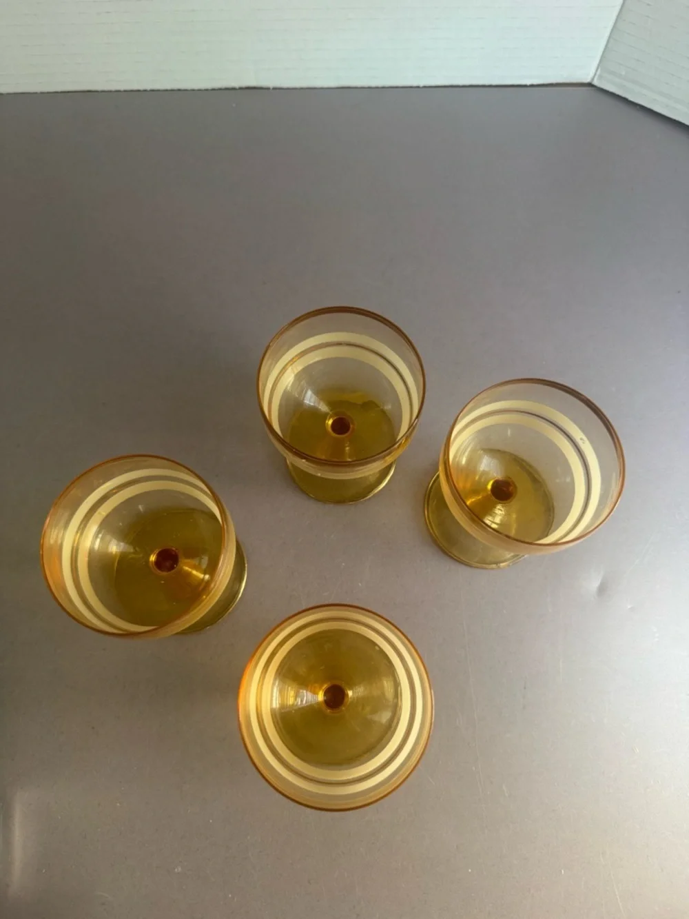 MCM Set of 4 Vintage Amber Wine Goblets with Gold Trim 70’s era